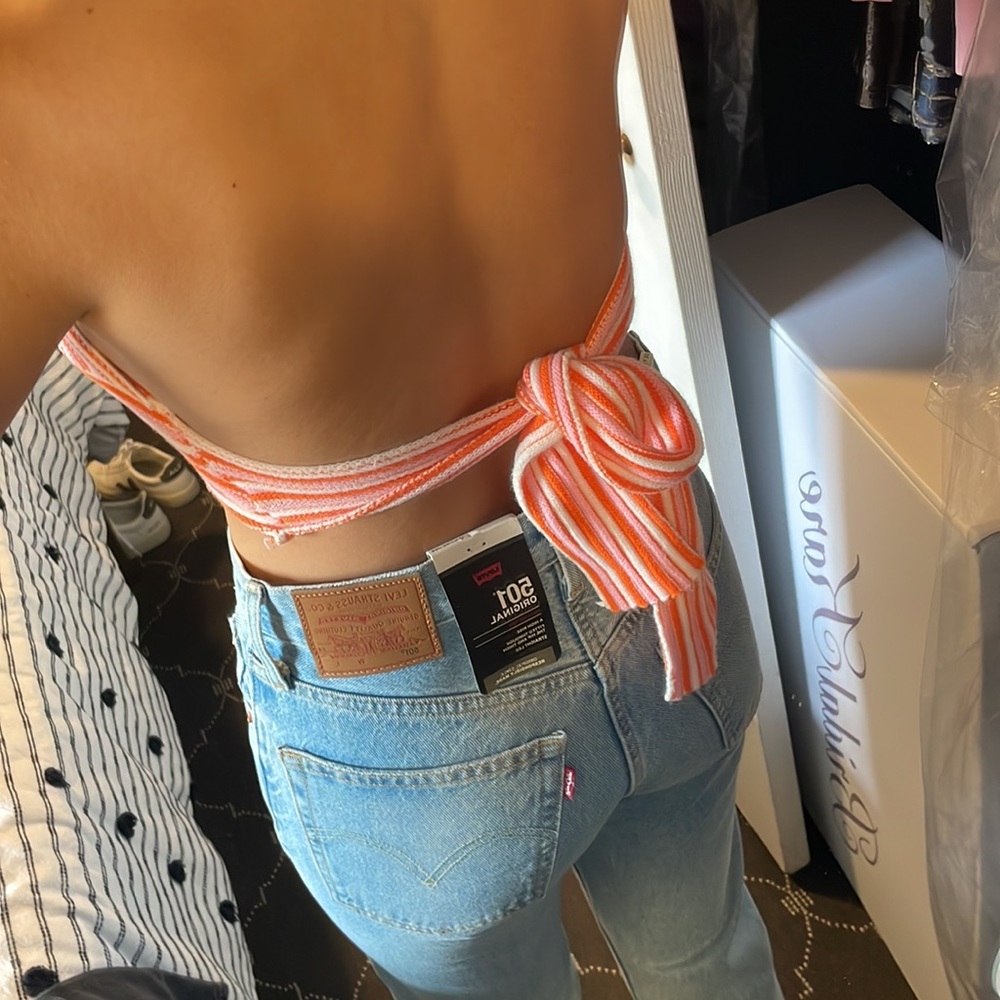 Halter top - Picture 3 of 4